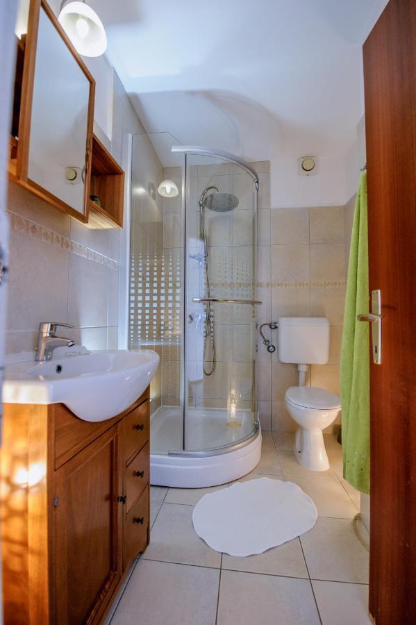 Hotel Skalinada Zavala Pokoj fotografie